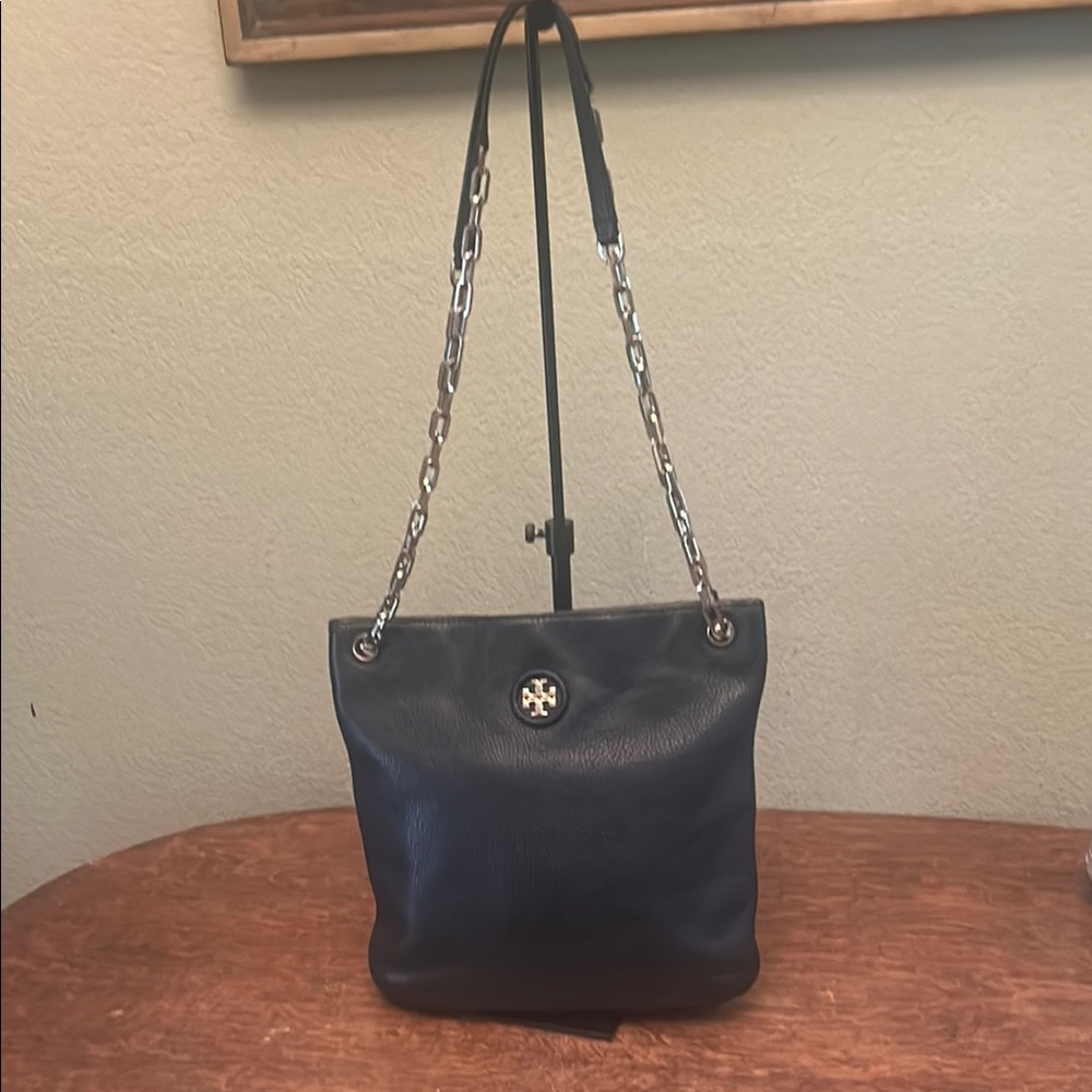 Tory Burch Everly Black Leather SwingPack CrossBody